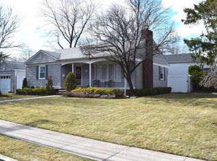 205 Sycamore St, Staten Island, NY 10312