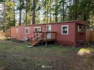 8658 Valley Ct, Maple Falls, WA