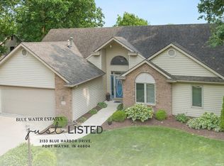 2133 Blue Harbor Dr, Fort Wayne, IN