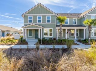230 Daydream Ave, Yulee, FL 32097