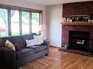 505 Agnes Ave, Waunakee, WI 53597