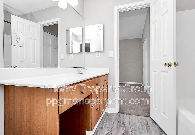 9365 Glenwater Dr #1 — Photo 20
