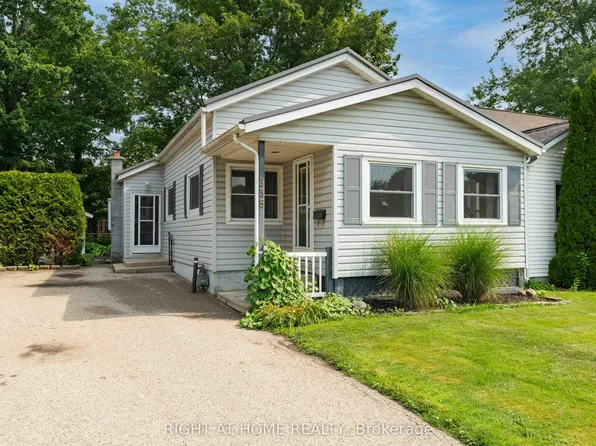 335 Talbot St E, Aylmer, ON N5H 1J1