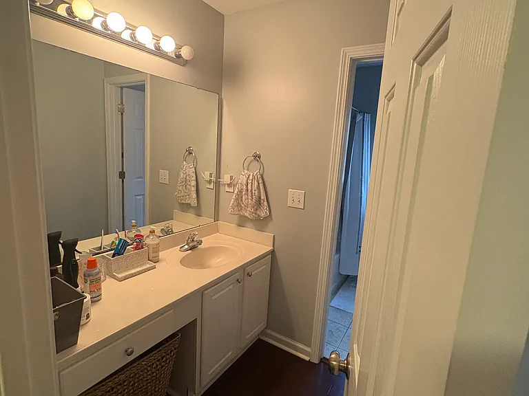 143 Beadle Ct — Photo 9