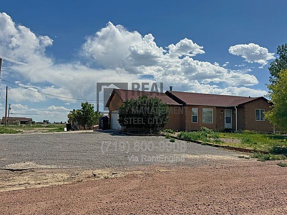 3rd image of 1456 E Gem Dr