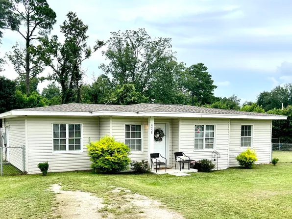 4458 Fairfax Rd, Marianna, FL 32446
