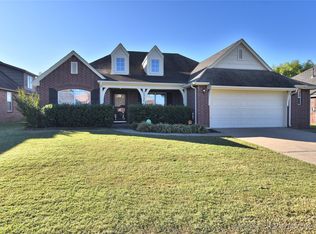 20730 E 45th St S, Broken Arrow, OK 74014