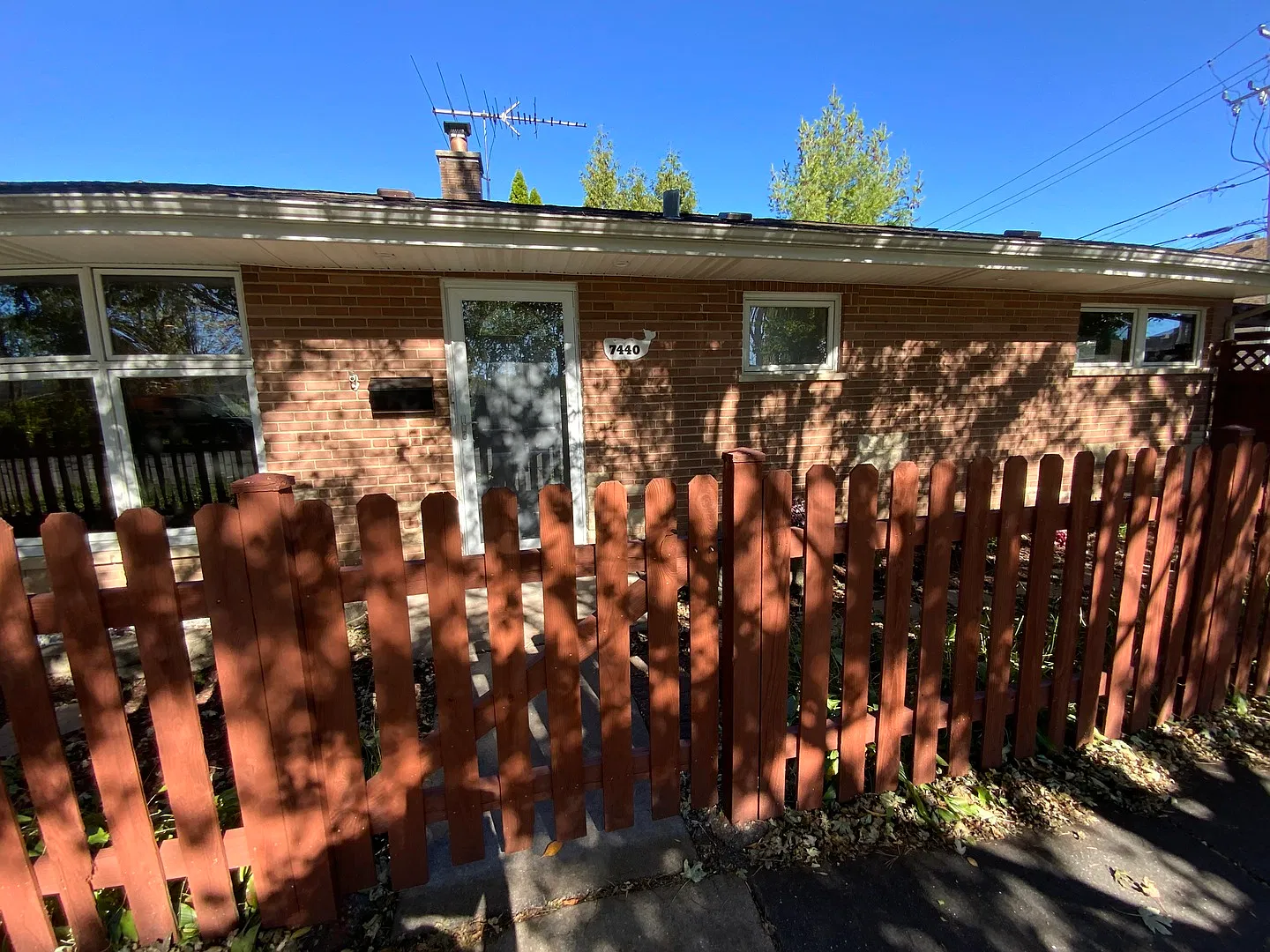 3 bed, 1056 sqft, $3,000 — Photo 4