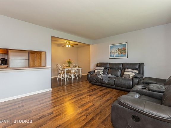 4th image of 15930 Ozark Ave #88
