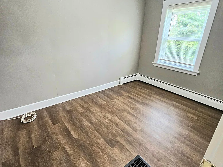 84 Boys Ave #C — Photo 5