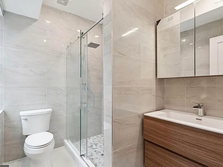 1822 Chestnut St #3B — Photo 6