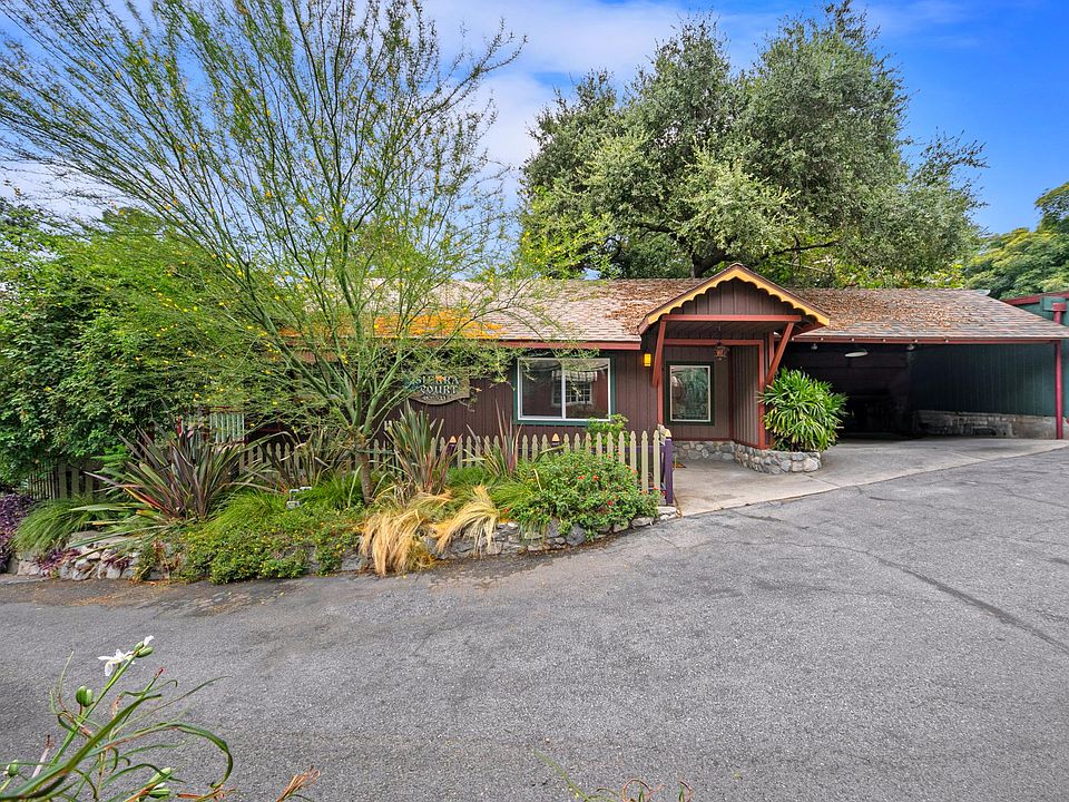 1st image of 483 Sturtevant Dr