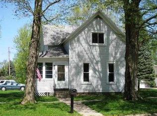 110 Wabash Ave, Wakarusa, IN 46573