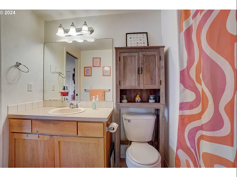 11821 SE Pine St — Photo 10