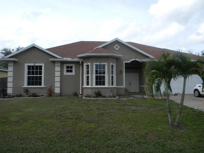746 NE Eastlake St, Port Saint Lucie, FL, 34983