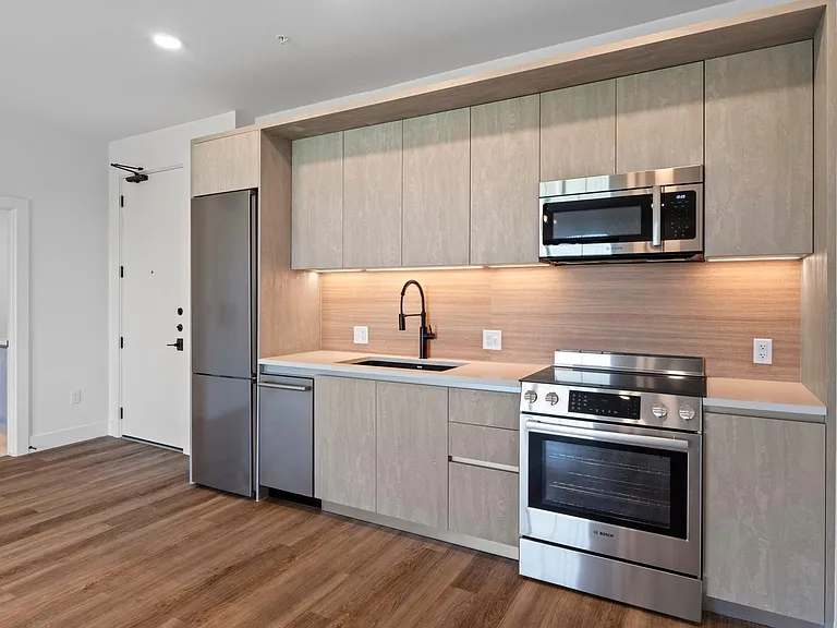 4315 S Congress Ave #323 — Photo 11