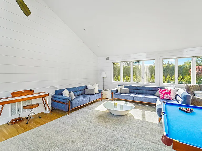 25 Meadow Ln — Photo 10