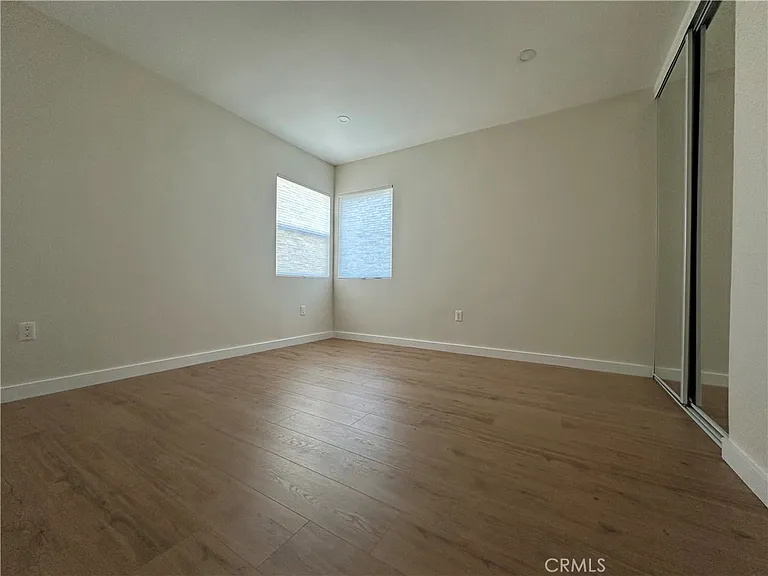 1436 N Hollywood Way #A — Photo 8