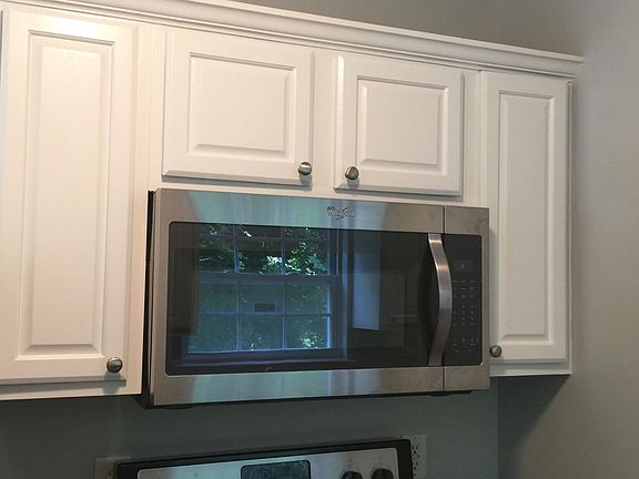 2nd image of 1403 N Miami Blvd