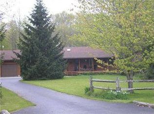 4466 Plank Rd, Lockport, NY 14094