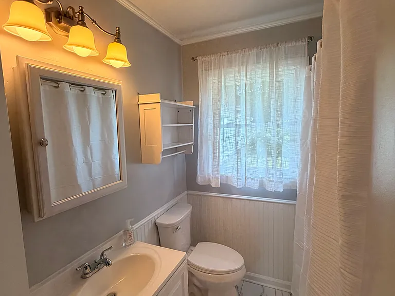 755 Trout St NE — Photo 10