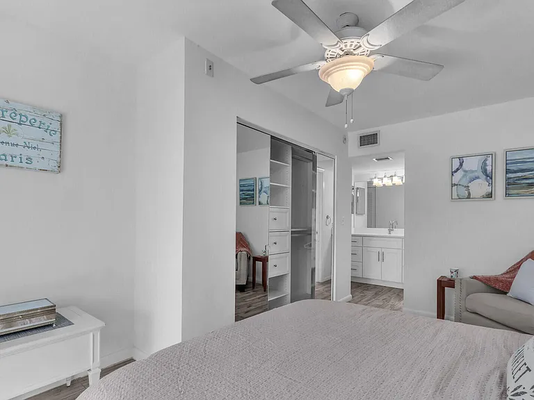 5540 Tamberlane Cir #118 — Photo 16