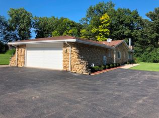 532 West St APT 7, Lockport, IL 60441
