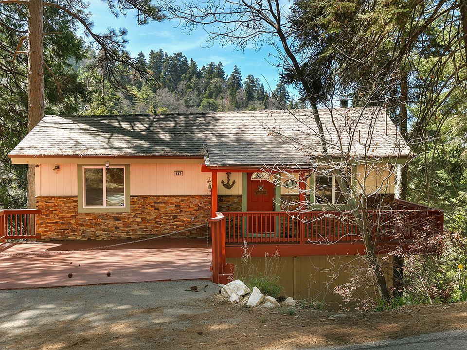 1st image of 552 Sunderland Ct