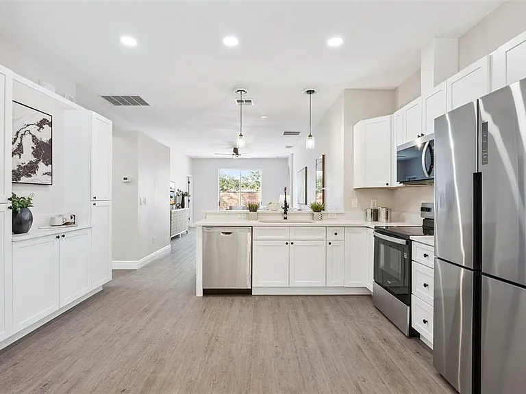 1209 Cathcart Cir — Photo 18