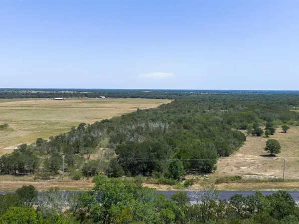 10601 N State Highway 95, Flatonia, TX 78941