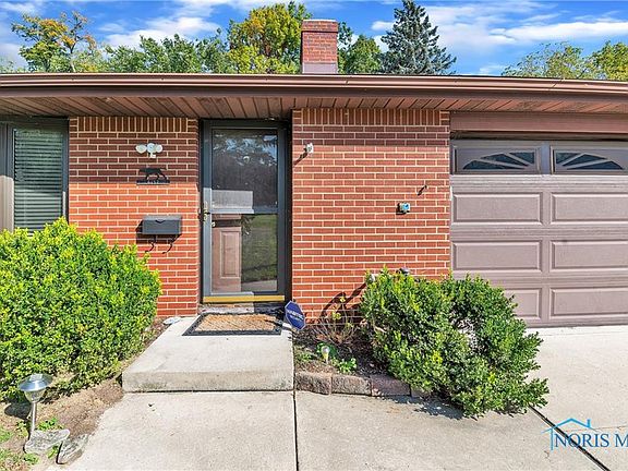5th image of 6132 Benalex Dr