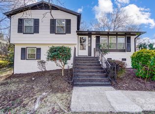 6524 Eaglecrest Rd, Charlotte, NC 28212