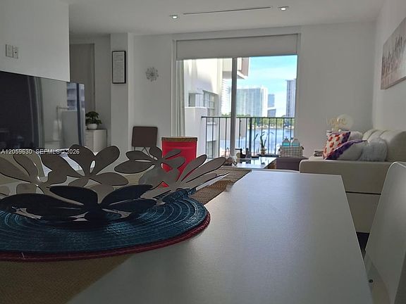 3rd image of 2750 NE 183rd St APT 301