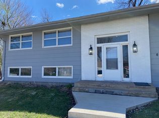 463 5th Ave N APT 3, Bayport, MN 55003