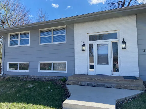 463 5th Ave N APT 3, Bayport, MN 55003