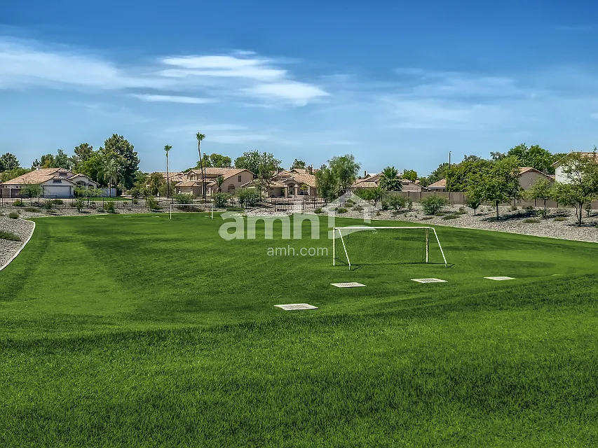 3 bed, 2.5 bath, 1751 sqft, $2,540 — Photo 4
