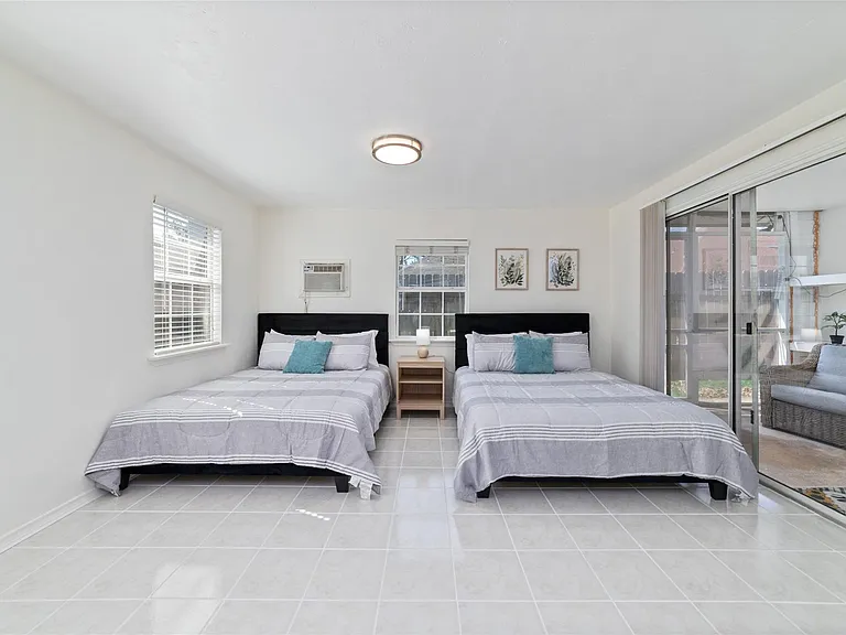 3511 Colleen Woods Cir — Photo 13