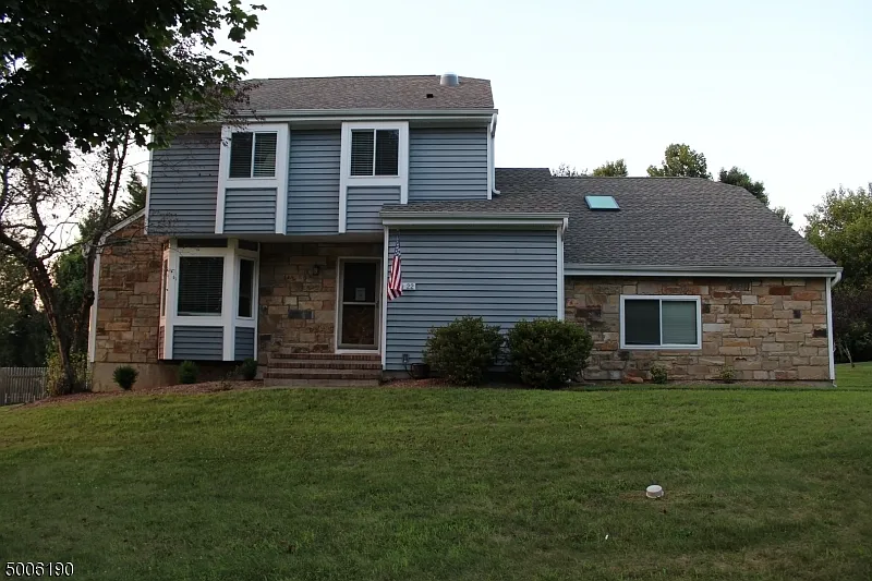 22 Knob Hill Rd photo 1
