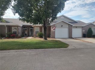 4872 Arbor Ct, Decatur, IL 62526