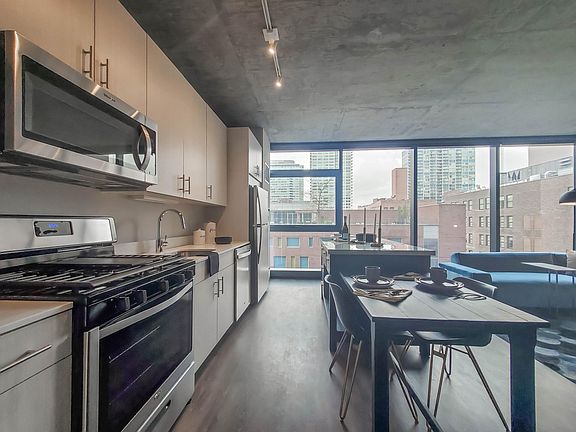 2nd image of 716 S Clark St #802