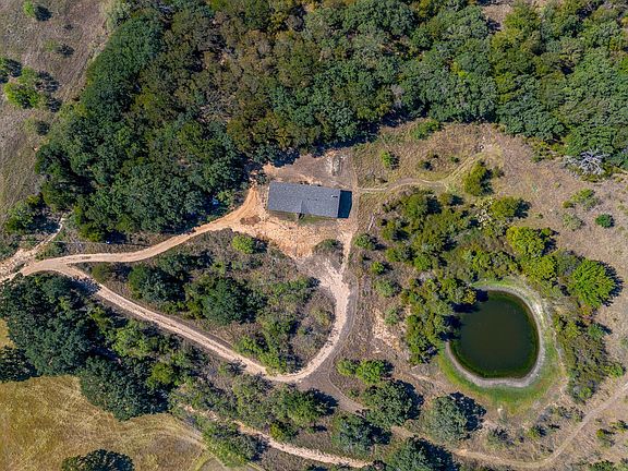2nd image of 5878 Greenwood Rd