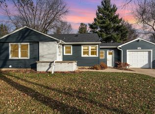 1105 College St, Northfield, MN 55057