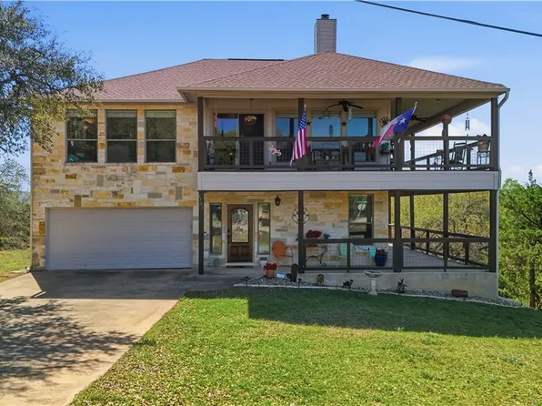 1701 Charter Oak Dr, Canyon Lake, TX 78133