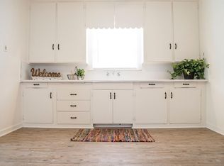 714 W Goshen Ave, Visalia, CA 93291