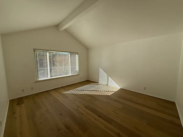 2441 Iron Ridge Ct — Photo 23