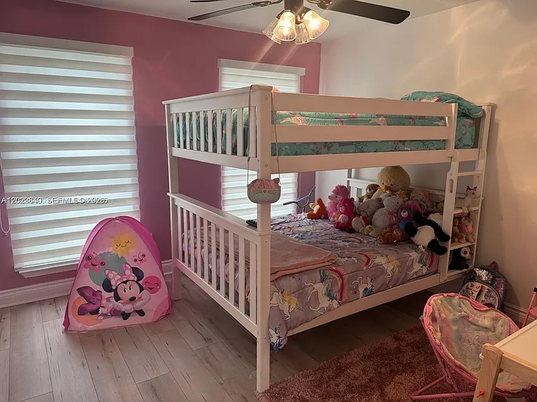 995 Riverside Dr #111 — Photo 7