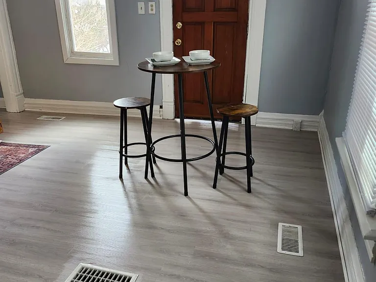 169 E Duncan St — Photo 4