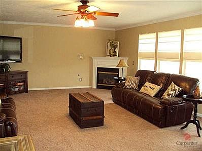 4th image of 7081 Lancaster Ln