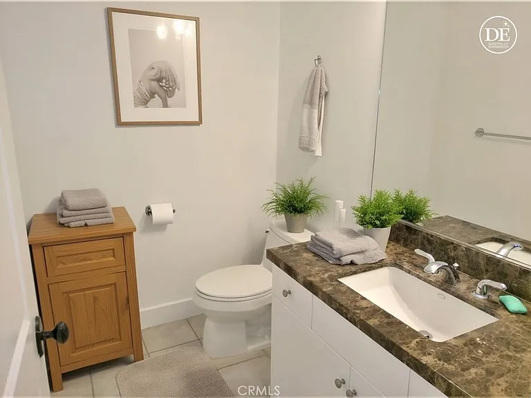 6300 Honolulu Ave #101 — Photo 16
