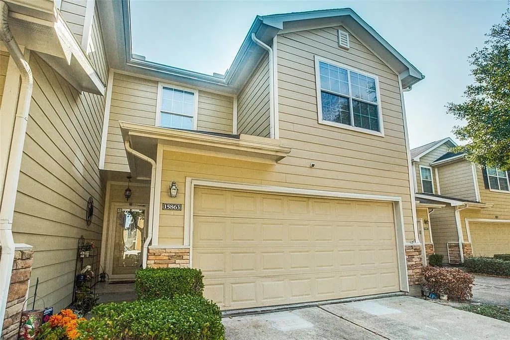 3 bed, 2.5 bath, 1668 sqft, $1,700 — Photo 1